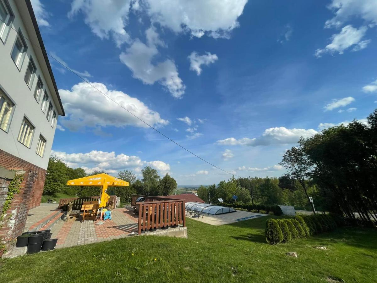 Vila Hořičky Exteriör bild